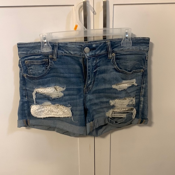 Denim distressed shorts lace pockets - Picture 1 of 2